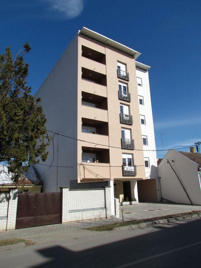 Apartman Pampas Osijek Zewnętrze zdjęcie